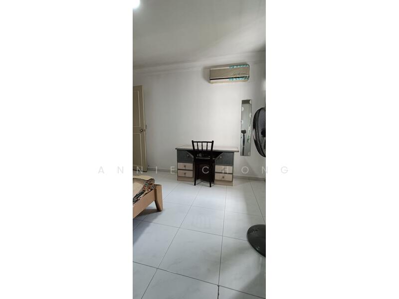 For Rent - 80 Strathmore Avenue