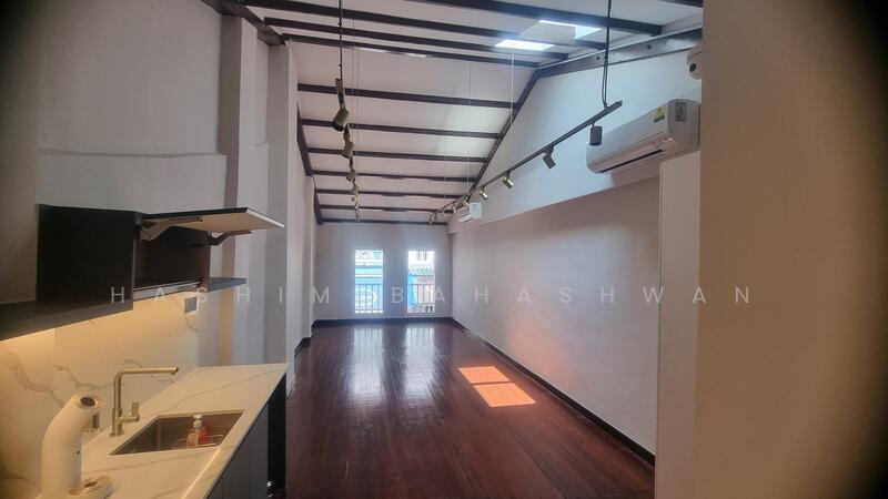 Bussorah Street Kg Glam, Bussorah Street, Beach Road / Bugis / Rochor, 550 sqft, Office For Rent, by Hashim Bahashwan, 25302772 - CommercialGuru.com.sg