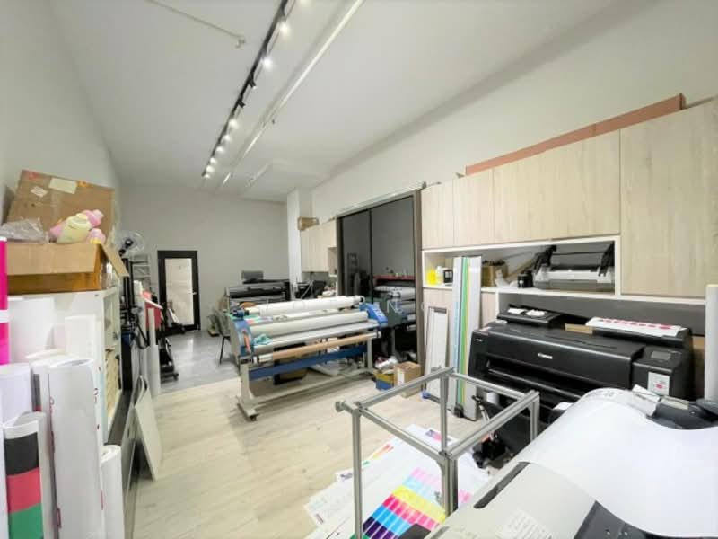 woodlands 11, Admiralty / Woodlands, 900 sqft, Light Industrial (B1) For Rent, by Joe Ng, 25302915 - CommercialGuru.com.sg