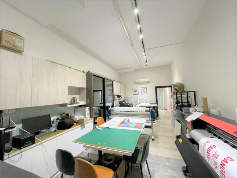 woodlands 11, Admiralty / Woodlands, 900 sqft, Light Industrial (B1) For Rent, by Joe Ng, 25302915 - CommercialGuru.com.sg