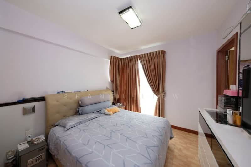Whitewater, 21 Pasir Ris Street 72, 2 Bedrooms, 958 sqft, Executive Condominium For Sale, by Shanel Liew, 25303126 - PropertyGuru.com.sg