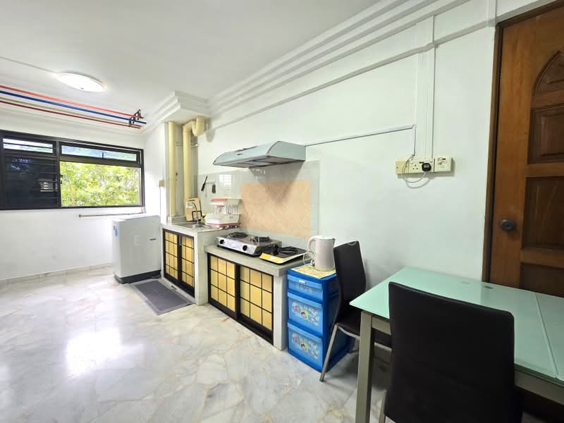 631 Ang Mo Kio Avenue 4, 631 Ang Mo Kio Avenue 4, 2 Bedrooms, 721 sqft, HDB Flat For Rent, by Eileen Leong, 25305841 - PropertyGuru.com.sg