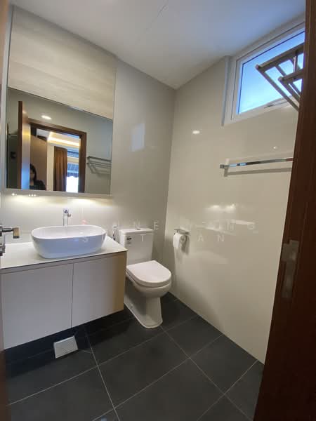 Prestige Heights, 348 Balestier Road, 1 Bedroom, 861 sqft, Apartment For Rent, by Yvonne Yang Suet Wan, 25305990 - Bathroom - Upper Level - PropertyGuru.com.sg