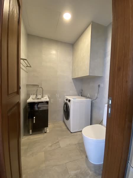 Prestige Heights, 348 Balestier Road, 1 Bedroom, 861 sqft, Apartment For Rent, by Yvonne Yang Suet Wan, 25305990 - Bathroom - Lower Level - PropertyGuru.com.sg