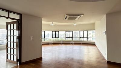 For Sale - The Draycott