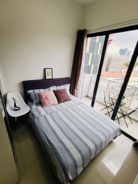 8 Farrer Suites, 8 Sing Joo Walk, Room Rental, 130 sqft, Apartment For Rent, by Jayden Ong, 25306550 - PropertyGuru.com.sg