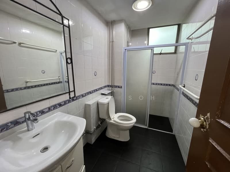 Astoria Park, 32 Lorong Mydin, 3 Bedrooms, 1,313 sqft, Condominium For Rent, by Derek Soh, 25307187 - PropertyGuru.com.sg