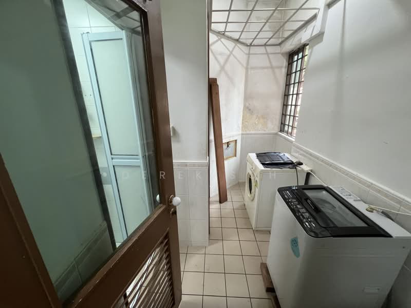 Astoria Park, 32 Lorong Mydin, 3 Bedrooms, 1,313 sqft, Condominium For Rent, by Derek Soh, 25307187 - PropertyGuru.com.sg