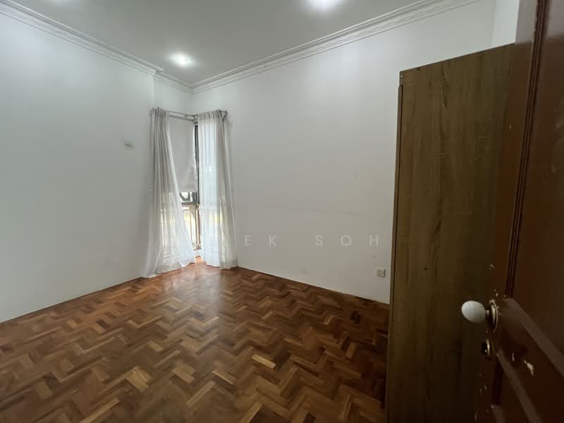 Astoria Park, 32 Lorong Mydin, 3 Bedrooms, 1,313 sqft, Condominium For Rent, by Derek Soh, 25307187 - PropertyGuru.com.sg