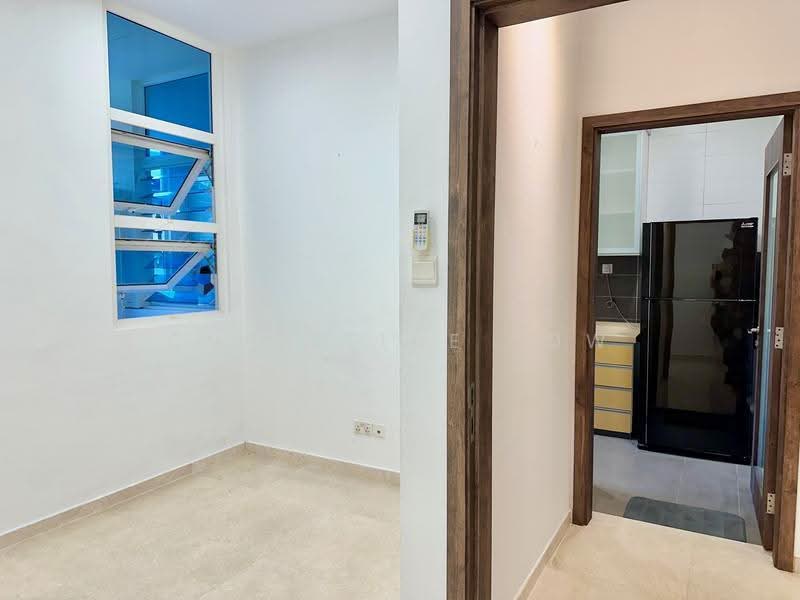 D20 Modern 3storey Terrace Upp Thomson Rd/Thomson Hill/AMK Ave 2, Thomson Hill, Ang Mo Kio / Bishan / Thomson, 5 Bedrooms, 3,500 sqft, Terraced House For Rent, by Christine Low, 25307314 - PropertyGuru.com.sg