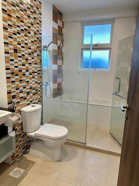 D20 Modern 3storey Terrace Upp Thomson Rd/Thomson Hill/AMK Ave 2, Thomson Hill, Ang Mo Kio / Bishan / Thomson, 5 Bedrooms, 3,500 sqft, Terraced House For Rent, by Christine Low, 25307314 - PropertyGuru.com.sg