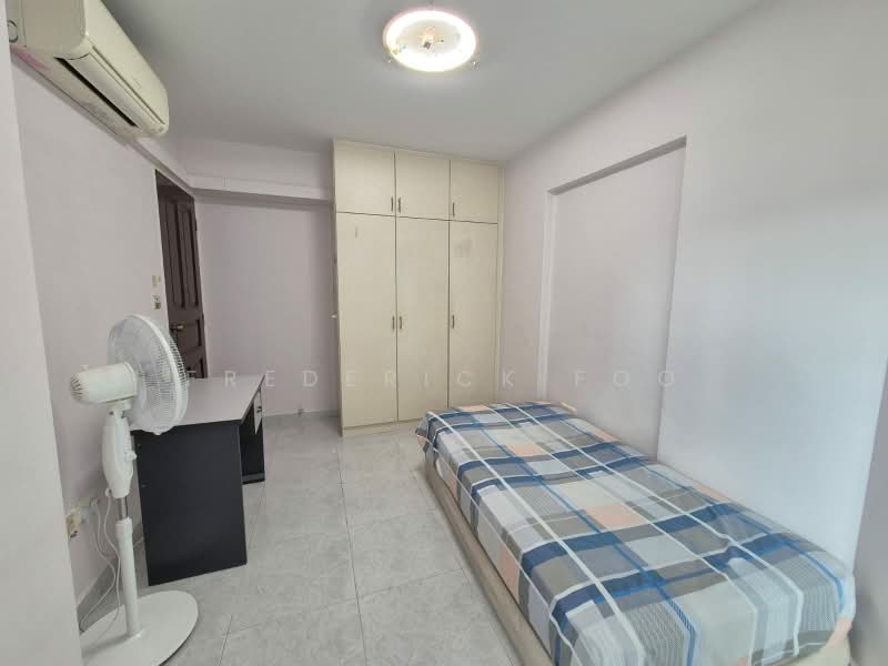 394 Bukit Batok West Avenue 5, 394 Bukit Batok West Avenue 5, 3 Bedrooms, 990 sqft, HDB Flat For Rent, by Frederick Foo, 25307334 - PropertyGuru.com.sg