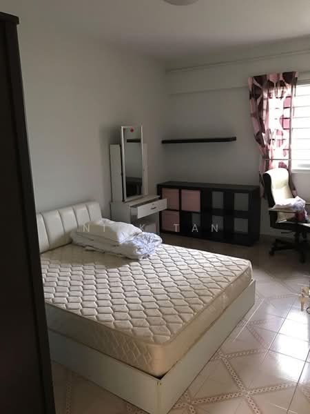 341 Jurong East Avenue 1, 341 Jurong East Avenue 1, 3 Bedrooms, 1,119 sqft, HDB Flat For Rent, by Nick Tan, 25308394 - PropertyGuru.com.sg