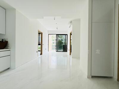 For Sale - Peak Residence