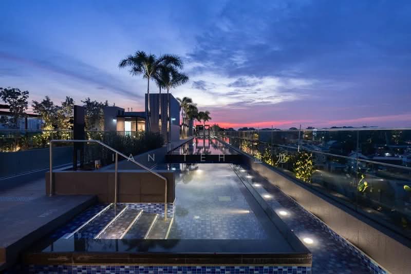 Peak Residence Condominium For Sale at S$ 2,380,000 | PropertyGuru Singapore