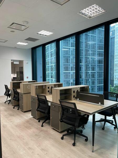 Office in town beside MRT, Chinatown / Tanjong Pagar, 7,233 sqft, Office For Rent, by Chris Goh, 25308740 - CommercialGuru.com.sg