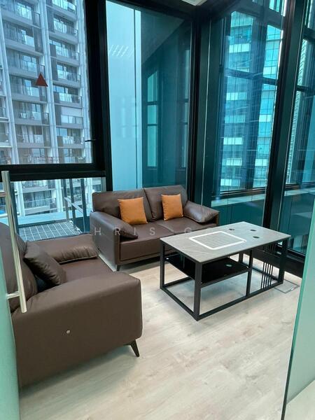 Office in town beside MRT, Chinatown / Tanjong Pagar, 7,233 sqft, Office For Rent, by Chris Goh, 25308740 - CommercialGuru.com.sg