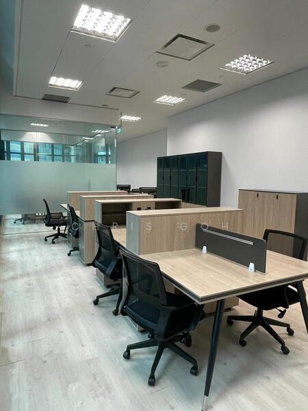 Office in town beside MRT, Chinatown / Tanjong Pagar, 7,233 sqft, Office For Rent, by Chris Goh, 25308740 - CommercialGuru.com.sg