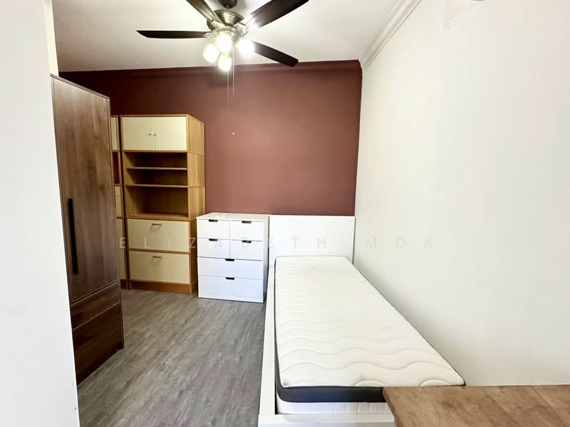 Mandarin Gardens, 5 Siglap Road, Room Rental, 200 sqft, Condominium For Rent, by Elizabeth Mok, 25309593 - Common 2 - PropertyGuru.com.sg