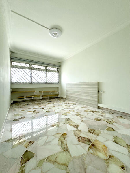 For Rent - 496G Tampines Avenue 9