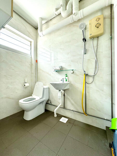 For Rent - 496G Tampines Avenue 9