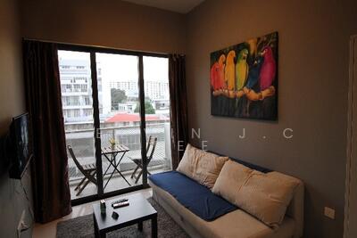 For Sale - 8 Farrer Suites