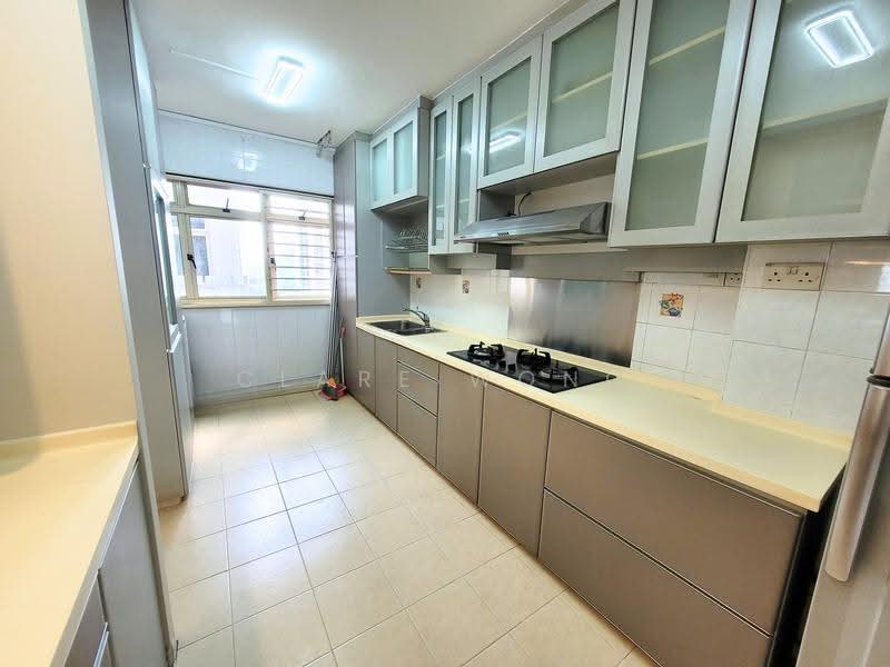 184 Jelebu Road, 184 Jelebu Road, Dairy Farm / Bukit Panjang / Choa Chu Kang, 4 Bedrooms, 1,365 sqft, HDB Flat For Rent, by Clare Wong, 25309911 - Kitchen/Service Yard - PropertyGuru.com.sg