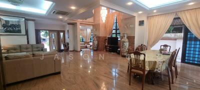 For Sale - Kew Drive