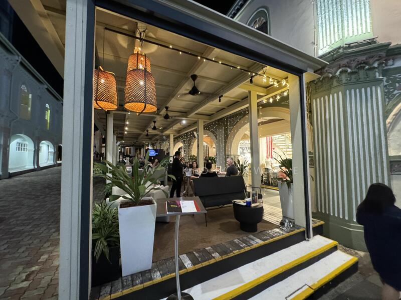 Restaurant bar cafe @ orchard with outdoor terrace high traffic Orchard rd traffic junction, Orchard rd, 5,500 sqft, Shop / Shophouse For Rent, by Leow Kok Wee, 25310720 - CommercialGuru.com.sg