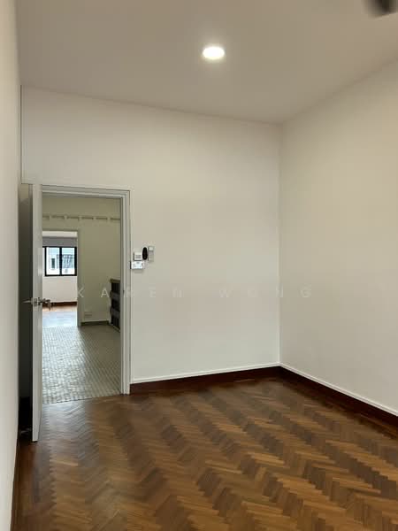 Quaint semi-detached house near MRT!, , 6 Bedrooms, 3,200 sqft, Semi-Detached House For Rent, by Karen Wong, 25310819 - PropertyGuru.com.sg