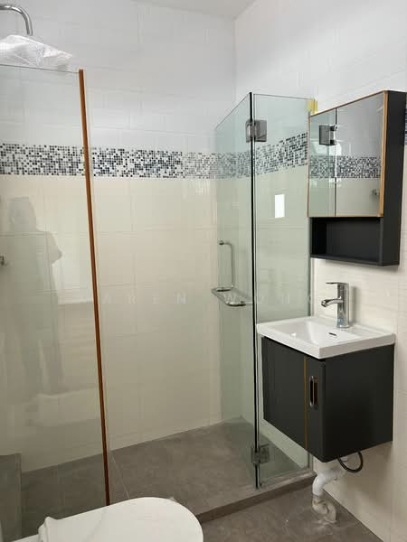 Quaint semi-detached house near MRT!, , 6 Bedrooms, 3,200 sqft, Semi-Detached House For Rent, by Karen Wong, 25310819 - PropertyGuru.com.sg