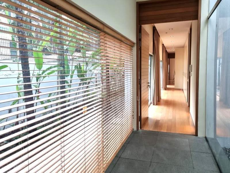 *** NEW LISTING *** MODERN TANGLIN GOOD CLASS BUNGALOW FOR RENT, Tanglin / Holland / Bukit Timah, 4 Bedrooms, 8,000 sqft, Good Class Bungalow For Rent, by Joanne Lai, 25310952 - PropertyGuru.com.sg