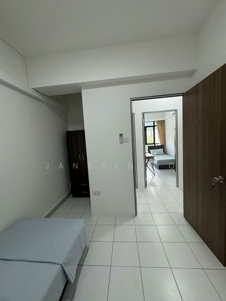 Fernwood Towers, 28 Fernwood Terrace, Room Rental, 100 sqft, Condominium For Rent, by Janssen Ho, 25311609 - PropertyGuru.com.sg