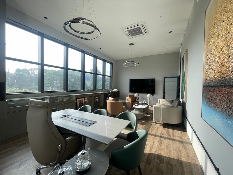 Interlocal Centre, 100G Pasir Panjang Road, 1,689 sqft, Light Industrial (B1) For Rent, by Lara Lam, 25311636 - CommercialGuru.com.sg