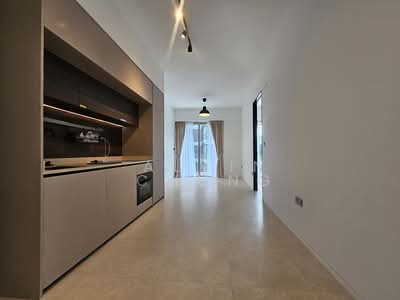 For Rent - The Reef at King's Dock