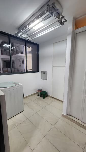Wandervale, 351 Choa Chu Kang Avenue 3, 3 Bedrooms, 1,098 sqft, Executive Condominium For Rent, by Bernice Ong, 25313009 - Yard with Automated Clothes Drying Rack, Yard Toilet, Storeroom/Helper's room - PropertyGuru.com.sg