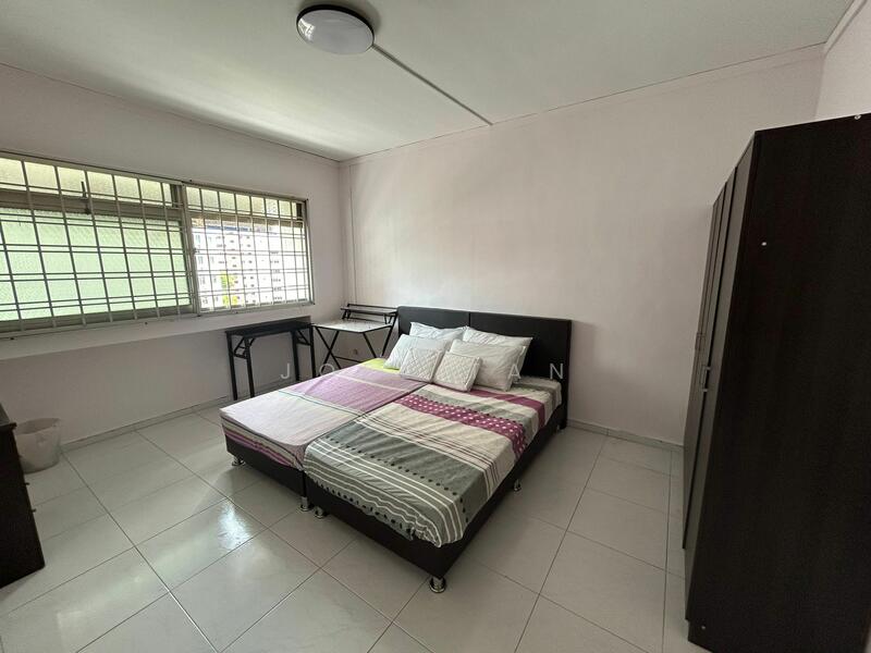 For Rent - 755 Jurong West Street 74