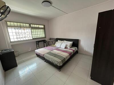 For Rent - 755 Jurong West Street 74