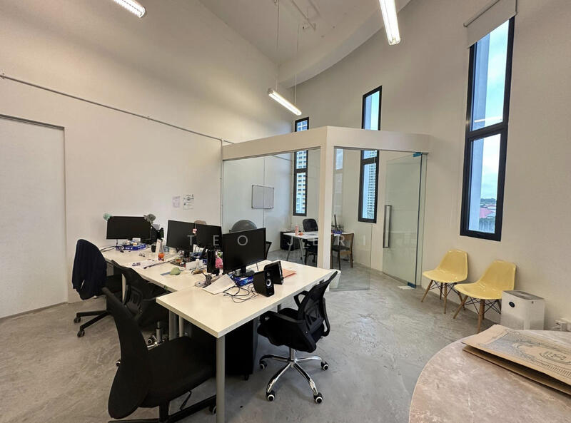 BS Centre, 243 Alexandra Road, 3,340 sqft, Light Industrial (B1) For Rent, by Teo Jeri, 25314938 - CommercialGuru.com.sg