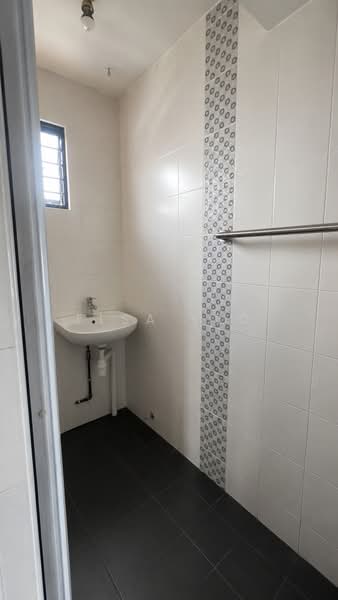 105 Serangoon North Avenue 1, 105 Serangoon North Avenue 1, Room Rental, 100 sqft, HDB Flat For Rent, by Elsa Yeo, 25315099 - PropertyGuru.com.sg