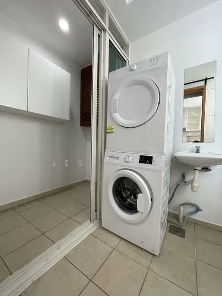 Goldenhill Park Condo, 70 Mei Hwan Drive, 3 Bedrooms, 1,335 sqft, Condominium For Sale, by Jess Chan, 25315253 - PropertyGuru.com.sg