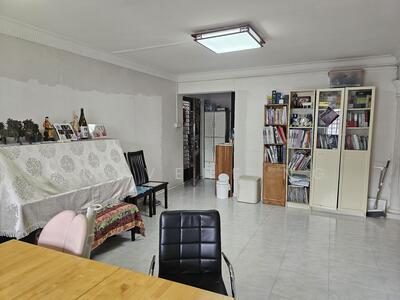 For Sale - 103 Jurong East Street 13