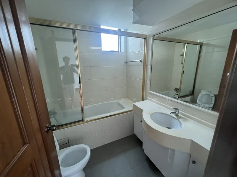 Spring Grove, 53 Grange Road, 3 Bedrooms, 1,389 sqft, Condominium For Rent, by Ayden Tay 郑万利, 25315859 - PropertyGuru.com.sg