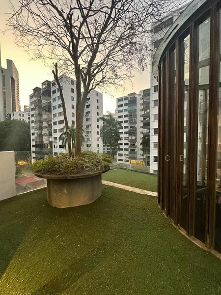 Scotts Square, 6 Scotts Road, 2 Bedrooms, 700 sqft, Terraced House For Rent, by Esther Grace Chen, 25316272 - PropertyGuru.com.sg