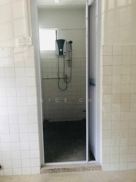 226E Ang Mo Kio Avenue 1, 226E Ang Mo Kio Avenue 1, 1,518 sqft, Shop / Shophouse For Sale, by Eunice Chan, 25316390 - CommercialGuru.com.sg