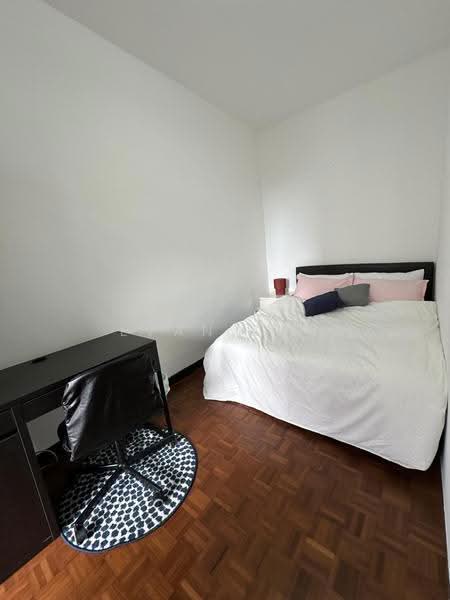 Orchard Towers, 400 Orchard Road, Orchard / River Valley, Room Rental, 150 sqft, Apartment For Rent, by Evan Tan, 25316434 - Bedroom - PropertyGuru.com.sg
