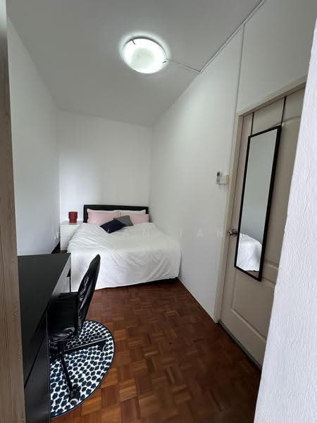 Orchard Towers, 400 Orchard Road, Orchard / River Valley, Room Rental, 150 sqft, Apartment For Rent, by Evan Tan, 25316434 - Bedroom - PropertyGuru.com.sg
