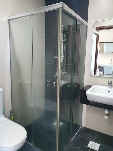 Eastwood Regency, 40 Eastwood Road, 1 Bedroom, 420 sqft, Condominium For Rent, by Won Mun Onn Stanley, 25316857 - PropertyGuru.com.sg