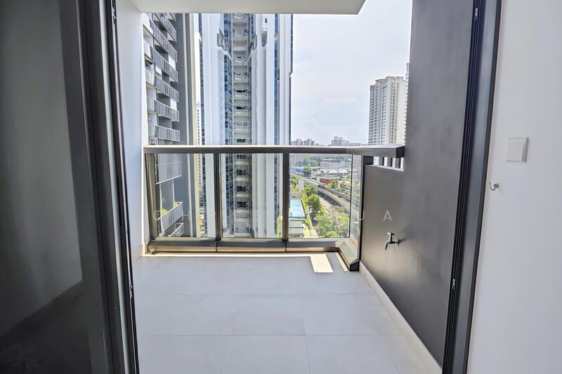 For Rent - Commonwealth Towers