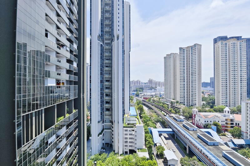 For Rent - Commonwealth Towers